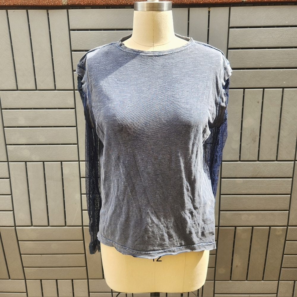 Free People Billie Jean Twofer Tee Floral Lace Sleeves Navy, Size Medium